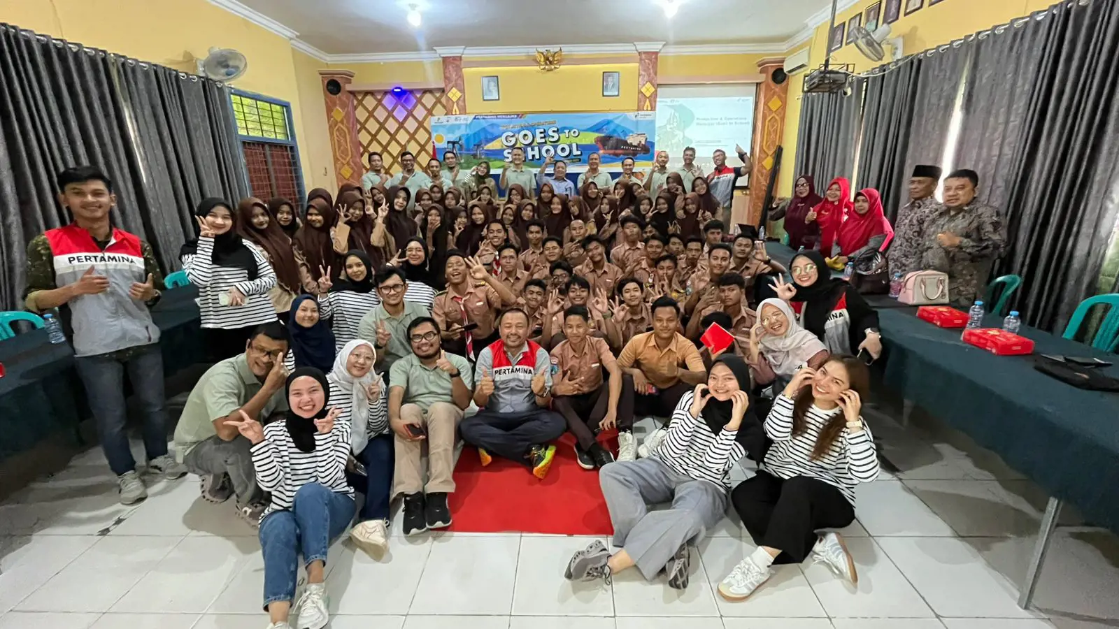 Edukasi Generasi Muda Terkait Industri Hulu Migas, PEPC Regional Indonesia Timur Mengajar di SMA Negeri 1 Tanjungbumi
