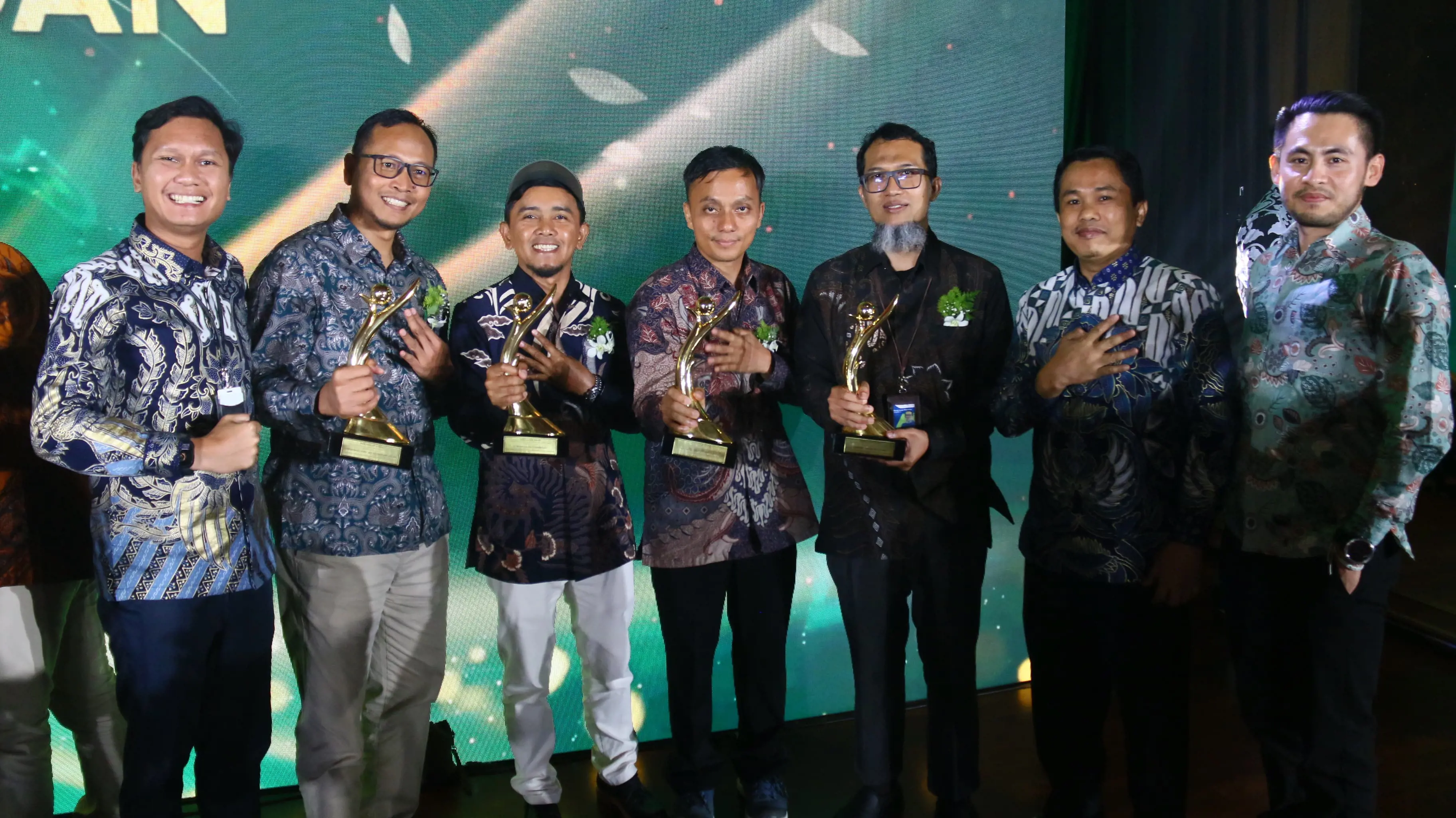 Terapkan Inovasi Lingkungan dan Sosial, Regional Indonesia Timur Pertahankan Capaian 4 PROPER Emas